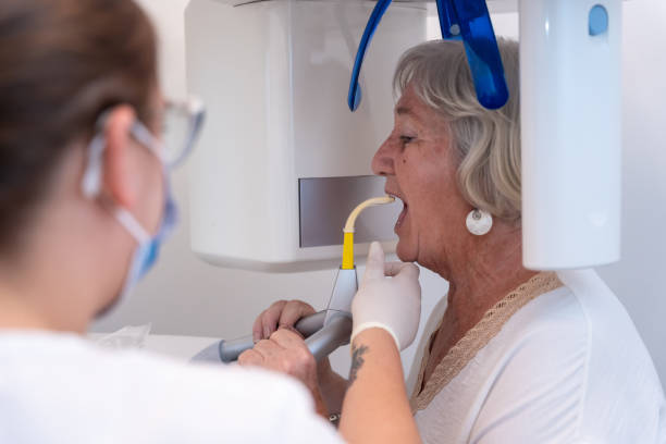 Best Emergency Dental Services for Seniors in USA